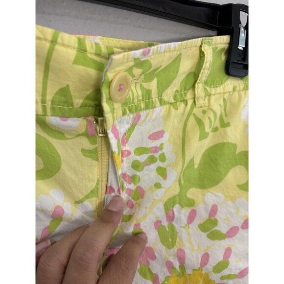 Lilly Pulitzer Jubilee Floral Cotton Shorts Women Size 6 - Picture 4 of 12
